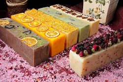 Как самостоятельно приготовить мыло и что для этого нужно