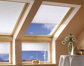 Особенности мансардных окон на кухне: виды и характеристики