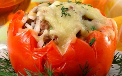 Помидоры фаршированные рисом