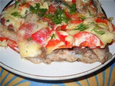 Рыба под овощами