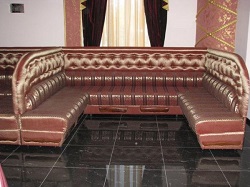 Утилизация старой ресторанной мебели: как избавиться от ветхой мебели