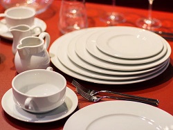 Столовий посуд для ресторану: на що звернути увагу