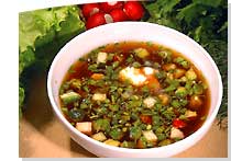 Суп на курином бульоне с клюквой