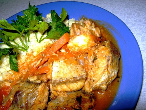 Тушеная рыба с овощами