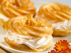 Заварные пирожные в домашних условиях: рецепт и этап приготовления